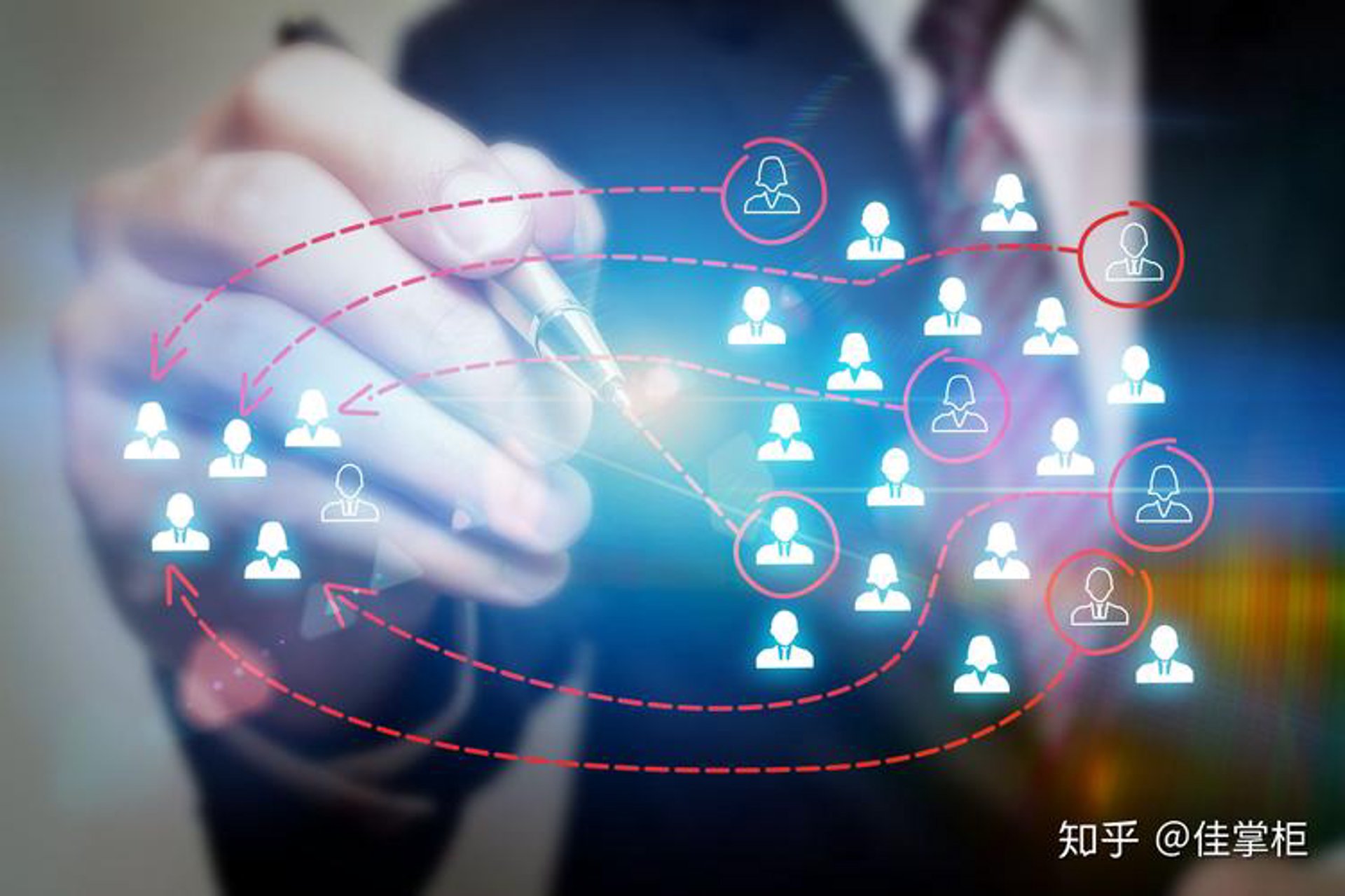 站群系统的工程化演进：从批量部署到智能生态
